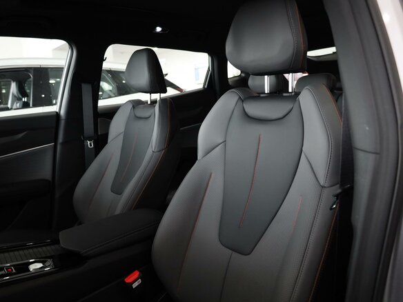 2026 Geely Cityray, серебристый, 3344990 рублей - вид 5