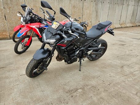 2020 Kawasaki Z 900, чёрный, 855000 рублей, вид 5