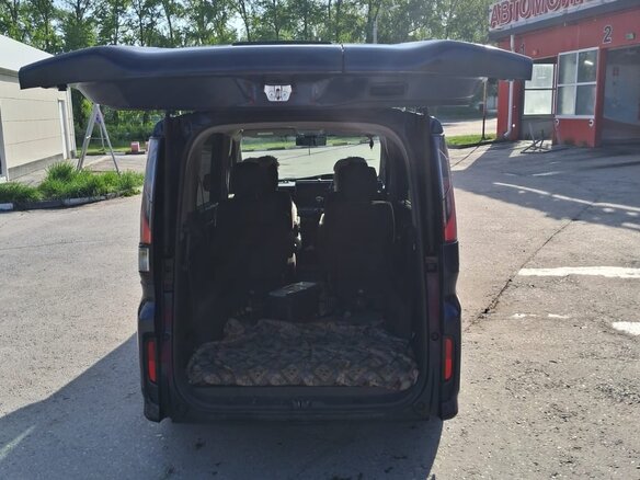 2017 Honda Stepwgn Spada V Рестайлинг, синий, 1850000 рублей - вид 11