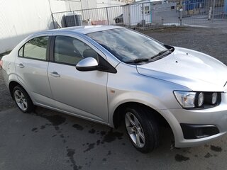 2012 Chevrolet Aveo II, серебристый, 830000 рублей, вид 1