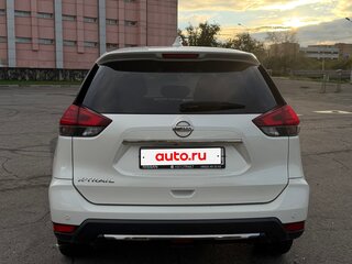 2021 Nissan X-Trail III Рестайлинг, белый, 2000000 рублей, вид 3