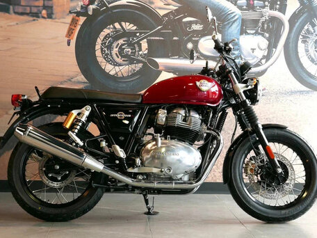 2024 Royal Enfield INT650, красный, 650000 рублей, вид 1