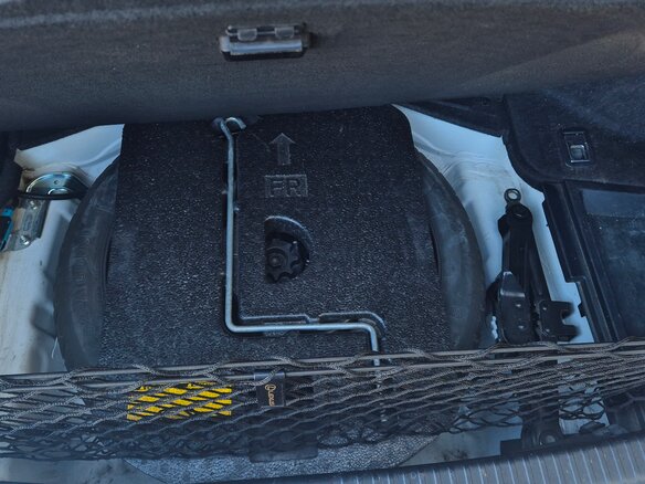 2011 Lexus IS 250 II Рестайлинг 2, белый - вид 25