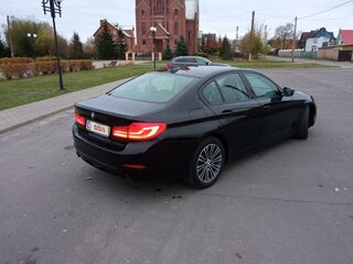 2018 BMW 5 серии 530d VII (G30/G31/G38), чёрный, 3267376 рублей, вид 3