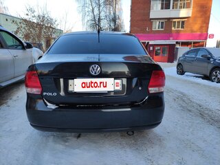 2014 Volkswagen Polo V, чёрный, 835000 рублей, вид 4