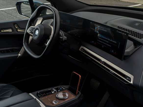 2022 BMW iX M60 I (I20), синий, 8690000 рублей - вид 11