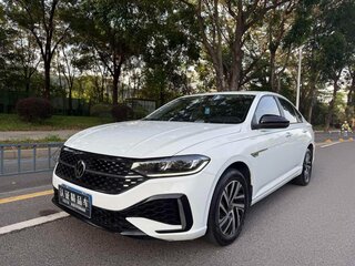 2023 Volkswagen Lavida III Рестайлинг, белый, 1440000 рублей, вид 1
