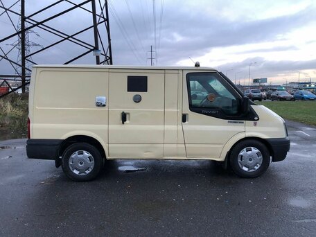 2013 Ford Transit, бежевый, 950000 рублей, вид 4