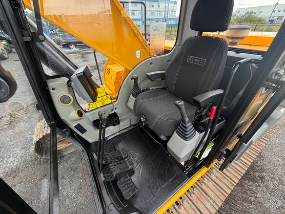 2023 JCB 215, жёлтый, 10490000 рублей - вид 28