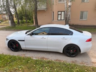 2016 Jaguar XE I, белый, 1349000 рублей, вид 4