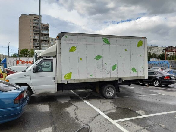 2004 Ford E-series, белый, 1050000 рублей - вид 4