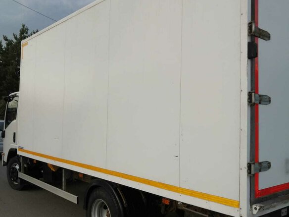 2019 Isuzu Elf (N-series), белый, 4700000 рублей - вид 5
