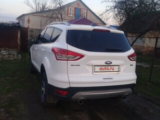 2014 Ford Kuga II, белый, 1300000 рублей, вид 3