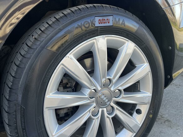 2014 Audi A3 III (8V), коричневый, 1300000 рублей - вид 2