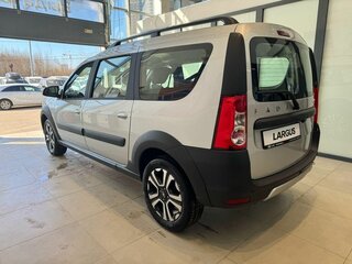 2026 Lada (ВАЗ) Largus Cross I Рестайлинг, серебристый, 2021580 рублей, вид 2