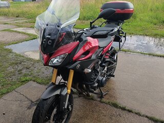 2015 Yamaha MT-09 Tracer (FJ-09), красный, 700000 рублей, вид 2