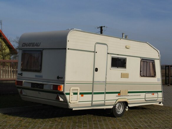 1996 Chateau 908, белый - вид 1