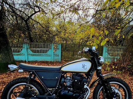 1991 Suzuki GSX 400F Katana, чёрный, 422038 рублей, вид 2