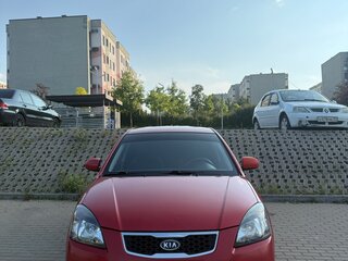 2009 Kia Rio II Рестайлинг, красный, 350000 рублей, вид 1