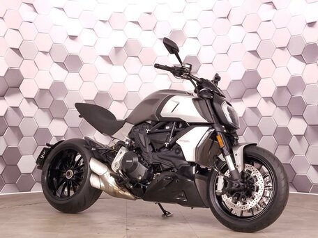 2021 Ducati Diavel 1260, серый, 1577000 рублей, вид 1