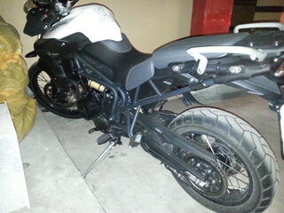 2012 Triumph Tiger 800, белый, 800000 рублей, вид 2