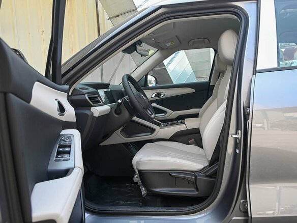 2026 BYD Yuan Up 45.12 kWh, белый, 2160000 рублей - вид 20