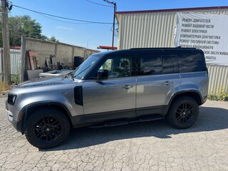 2021 Land Rover Defender 110 II, серый, 7350000 рублей, вид 2