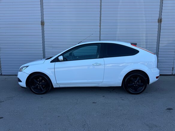 2008 Ford Focus II Рестайлинг, белый, 435000 рублей - вид 9