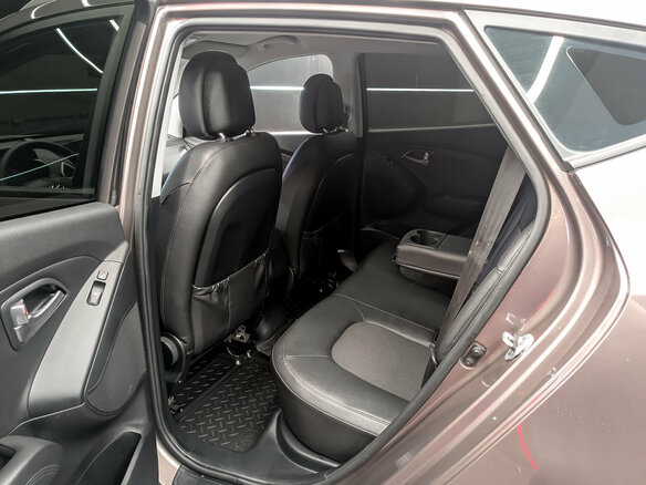 2013 Hyundai ix35 I Рестайлинг, коричневый, 1490000 рублей - вид 11