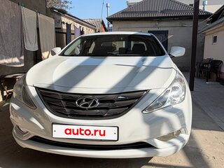 2010 Hyundai Sonata VI (YF), белый, 890000 рублей, вид 2