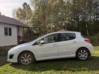 2011 Peugeot 308 I Рестайлинг, белый, 820000 рублей, вид 2