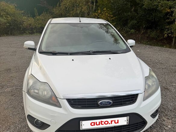 2010 Ford Focus II Рестайлинг, белый, 395000 рублей - вид 8