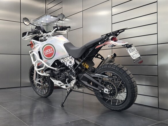 2023 Ducati DesertX, белый, 1250000 рублей - вид 6