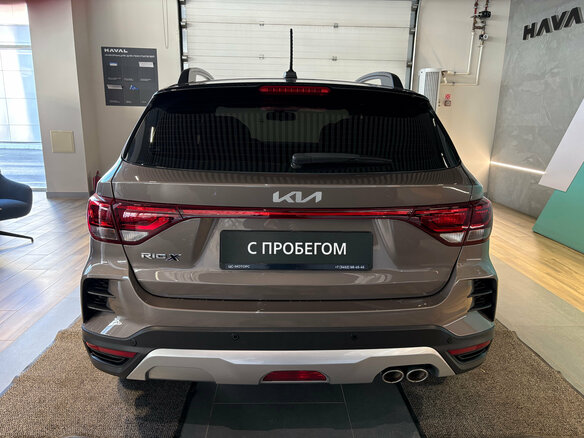 2022 Kia Rio X IV Рестайлинг, серый, 1780000 рублей - вид 4