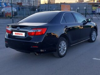 2013 Toyota Camry VII (XV50), чёрный, 1650000 рублей, вид 3