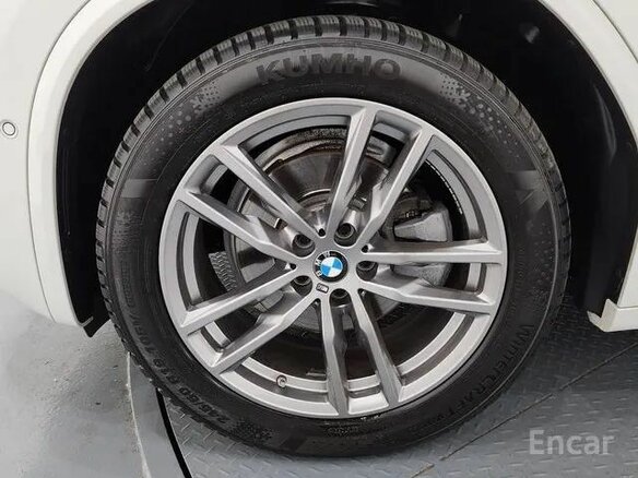 2021 BMW X3 20i xDrive III (G01), белый, 4840000 рублей - вид 5