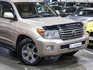 2012 Toyota Land Cruiser 200 Series Рестайлинг 1, золотистый, 3399000 рублей, вид 5