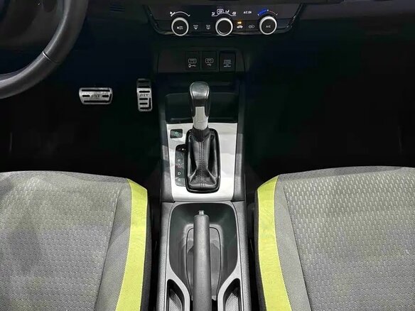 2023 Honda Fit IV Рестайлинг, белый, 1240888 рублей - вид 10