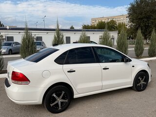 2011 Volkswagen Polo V, белый, 590000 рублей, вид 2
