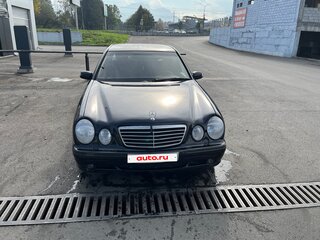 2000 Mercedes-Benz E-Класс 240 II (W210, S210) Рестайлинг, чёрный, 600000 рублей, вид 4