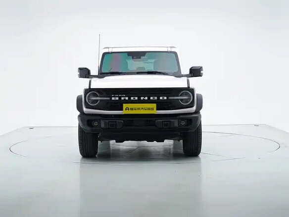 2026 Ford Bronco VI, белый, 7640000 рублей - вид 1