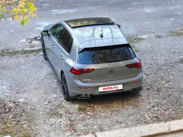 2022 Volkswagen Golf VIII, серый, 2730000 рублей - вид 9