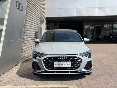 2026 Audi A3L 35 TFSI IV (8Y) Рестайлинг, серебристый, 3485000 рублей, вид 2