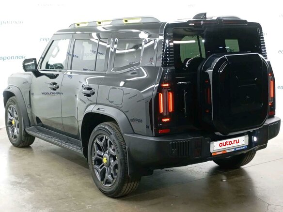 2024 Jetour T2, чёрный, 3299000 рублей - вид 3
