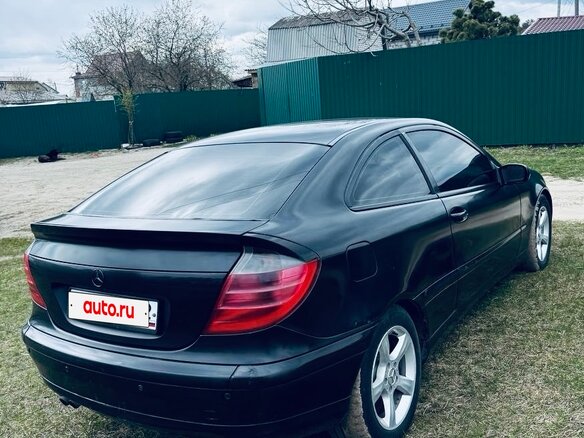 2002 Mercedes-Benz C-Класс 180 II (W203), чёрный, 450000 рублей - вид 5