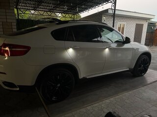 2008 BMW X6 50i 6-speed I (E71), белый, 1350000 рублей, вид 4