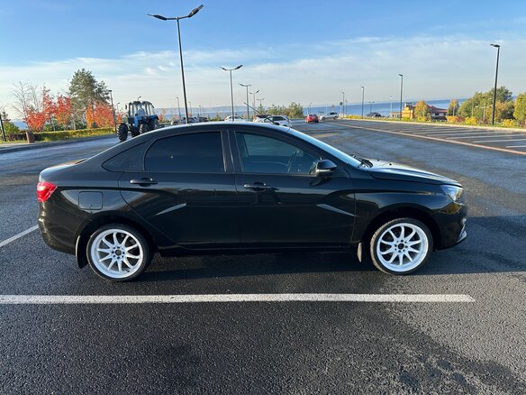 2018 Lada (ВАЗ) Vesta CNG I, чёрный, 690000 рублей - вид 4