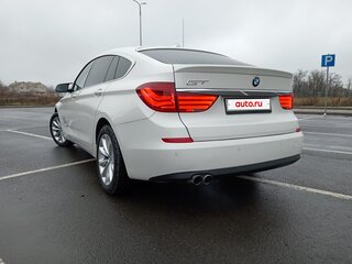 2010 BMW 5 серии Gran Turismo 530d VI (F10/F11/F07), белый, 1850000 рублей, вид 3