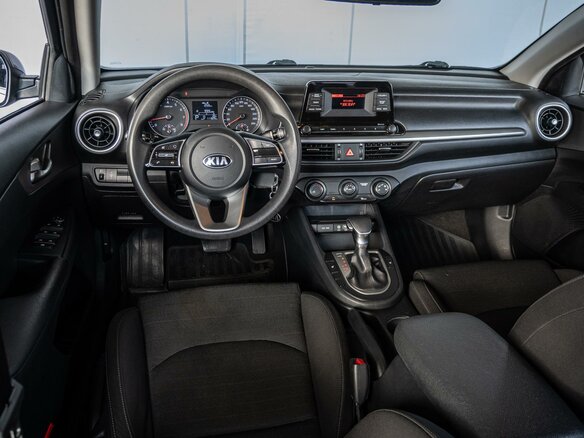 2019 Kia Cerato IV, серый, 1790000 рублей - вид 5