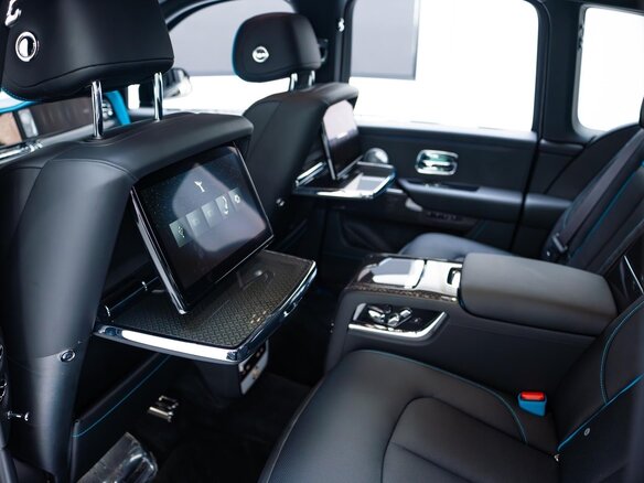2026 Rolls-Royce Cullinan Black Badge I Рестайлинг (Series II), чёрный, 50000000 рублей - вид 20